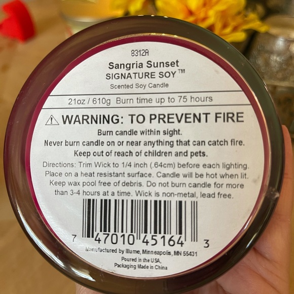 ‼️Sales price mark down‼️Signature Soy Candle - Picture 3 of 3